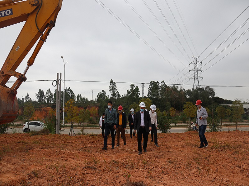 高新區(qū)廠前村至那艮村連接線道路工程施工現(xiàn)場1.jpg